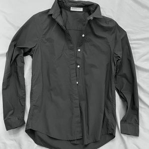 EVERLANE Long-Sleeved Button-Up Shirt (Small)